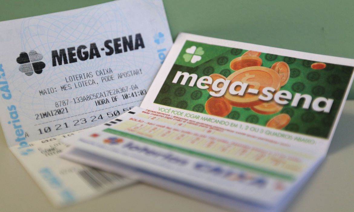 Mega-Sena acumula e pagará R$ 7 milhões no sábado